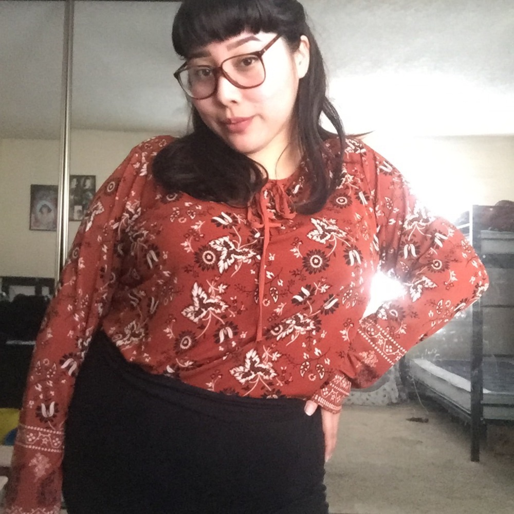 Cute paisley design blouse